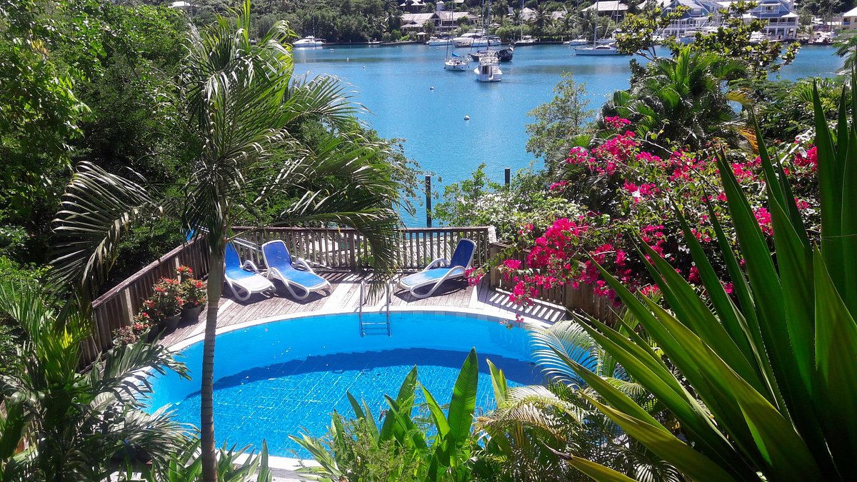 Mango Beach Inn